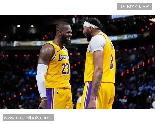 勒布朗詹姆斯领衔湖人对决掘金队的精彩较量与战术分析 勒布朗詹姆斯领衔湖人对决掘金队的精彩较量与战术分析